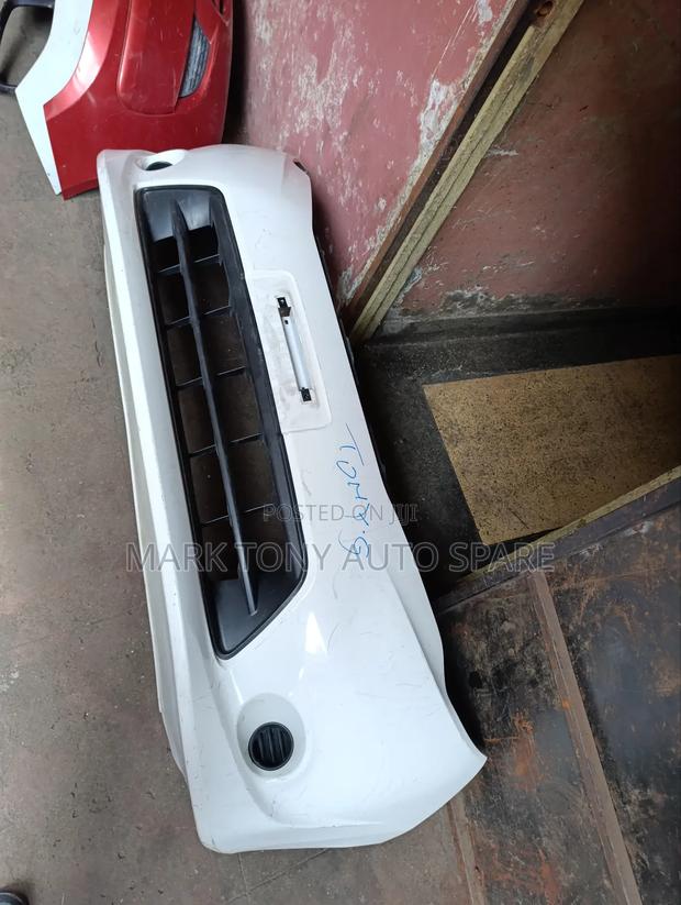 Serena 2015 Front Bumper - main view