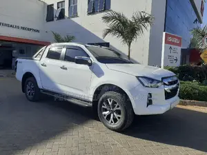 New Isuzu D-MAX 2024 White