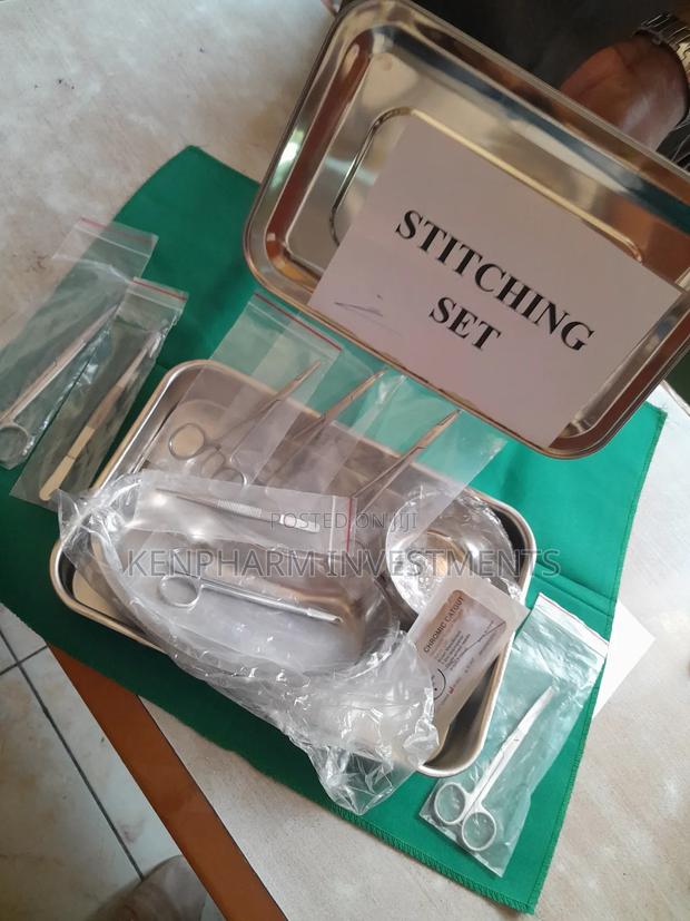 Stitching Set Complete With Instrument Tray - main view