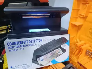 Blue Light Cash Detector