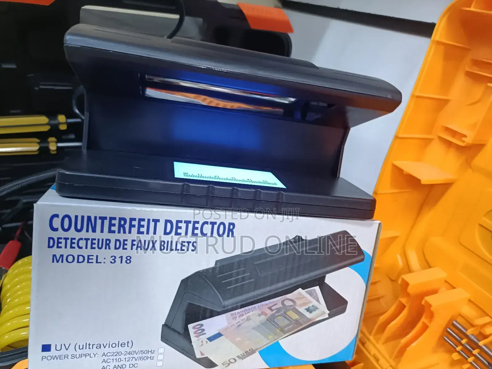 Blue Light Cash Detector