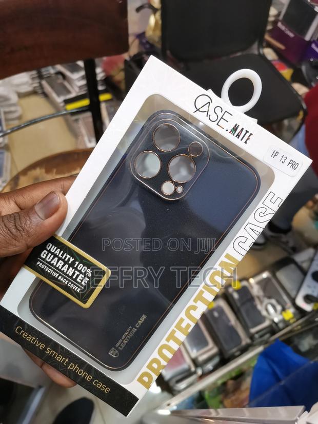 iPhone 13 Pro Leather Case - thumbnail 3