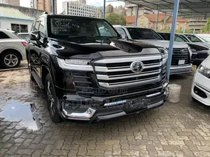 Toyota Land Cruiser 2023 Black