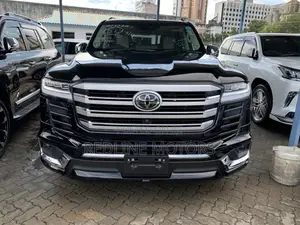 Toyota Land Cruiser 2023 Black