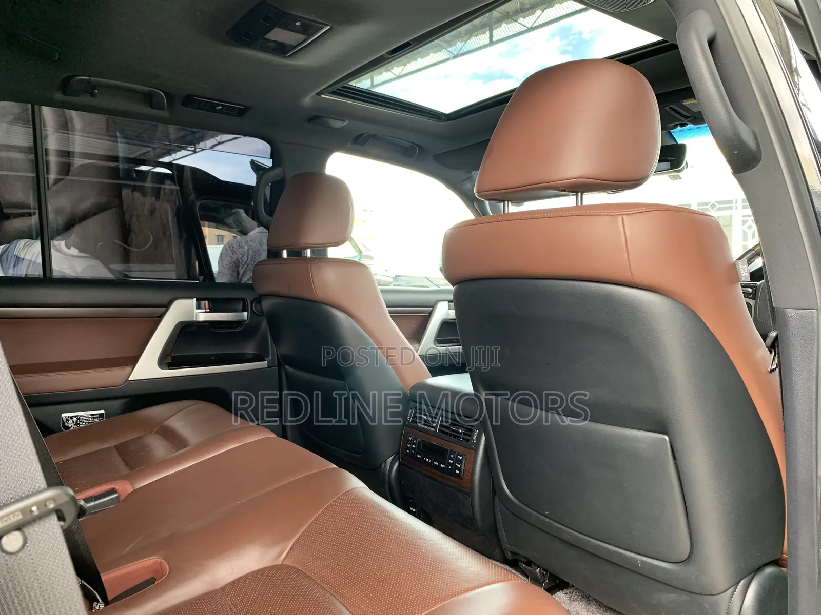 Toyota Land Cruiser 4.6 V8 ZX 2017 Matt Black
