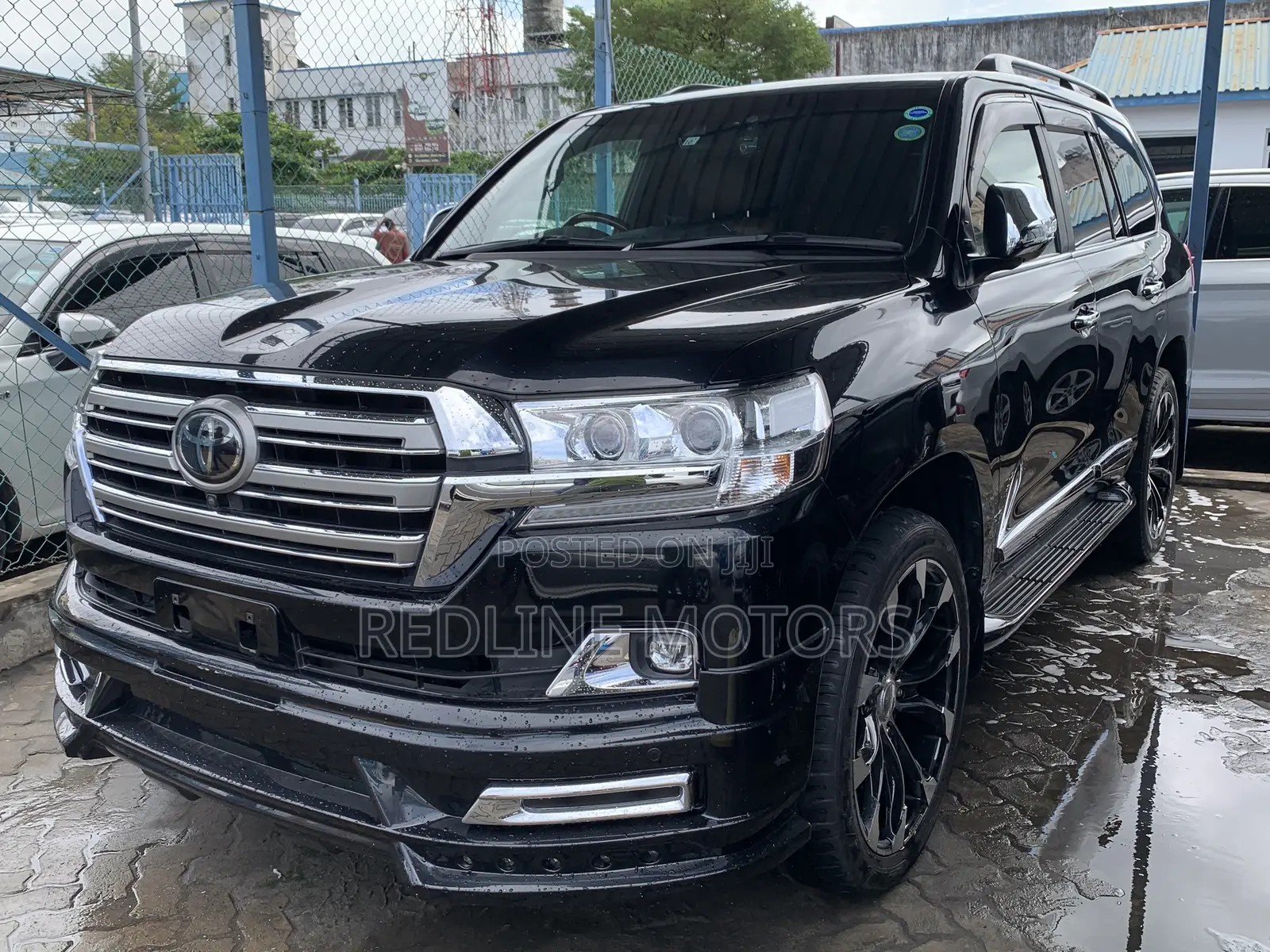 Toyota Land Cruiser 4.6 V8 ZX 2017 Matt Black