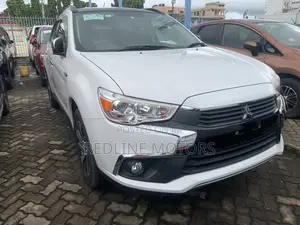 Mitsubishi RVR 2017 Off white