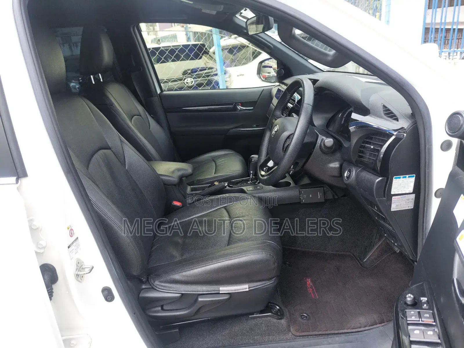 Toyota Hilux 2019 White