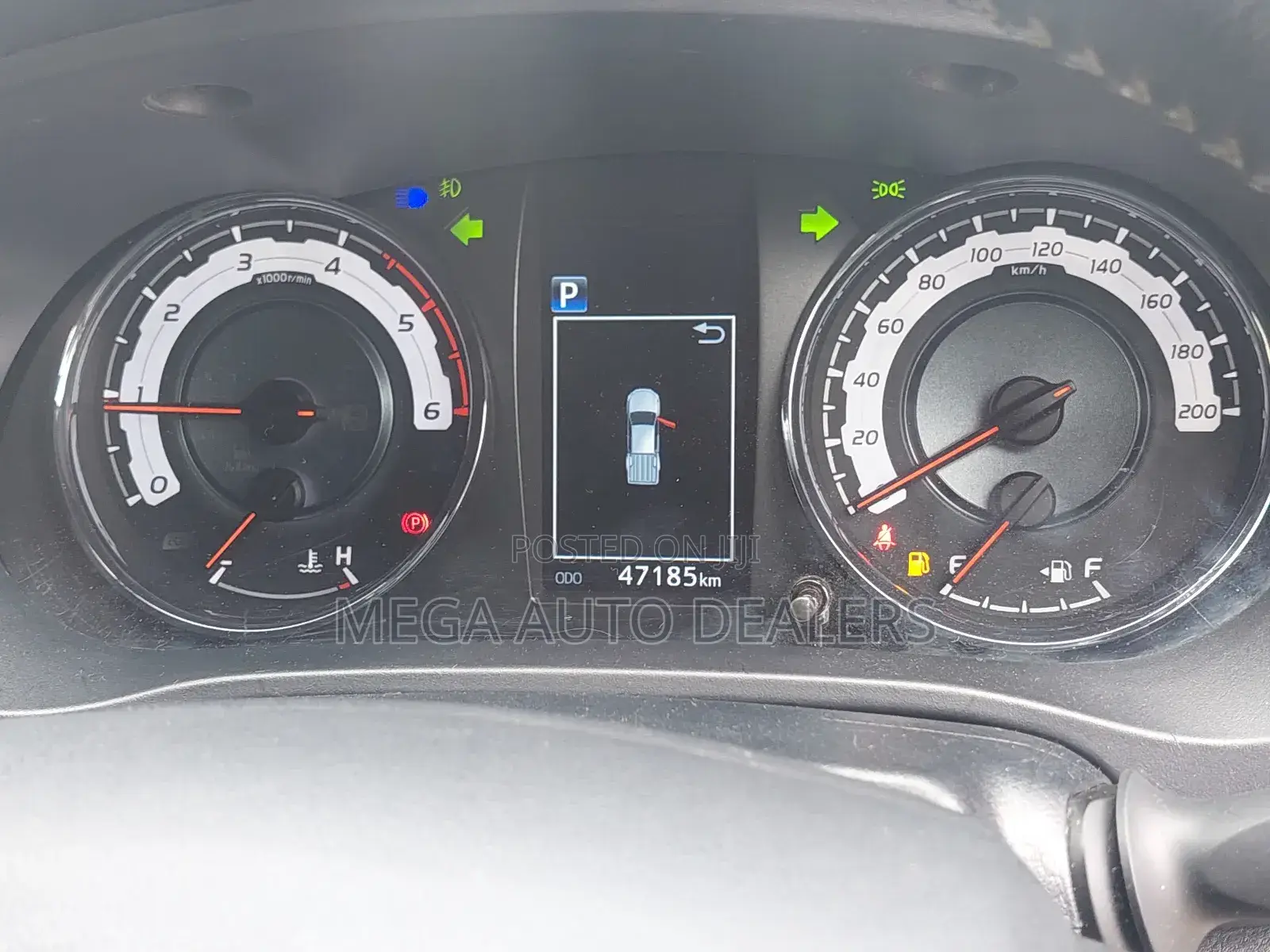 Toyota Hilux 2019 White
