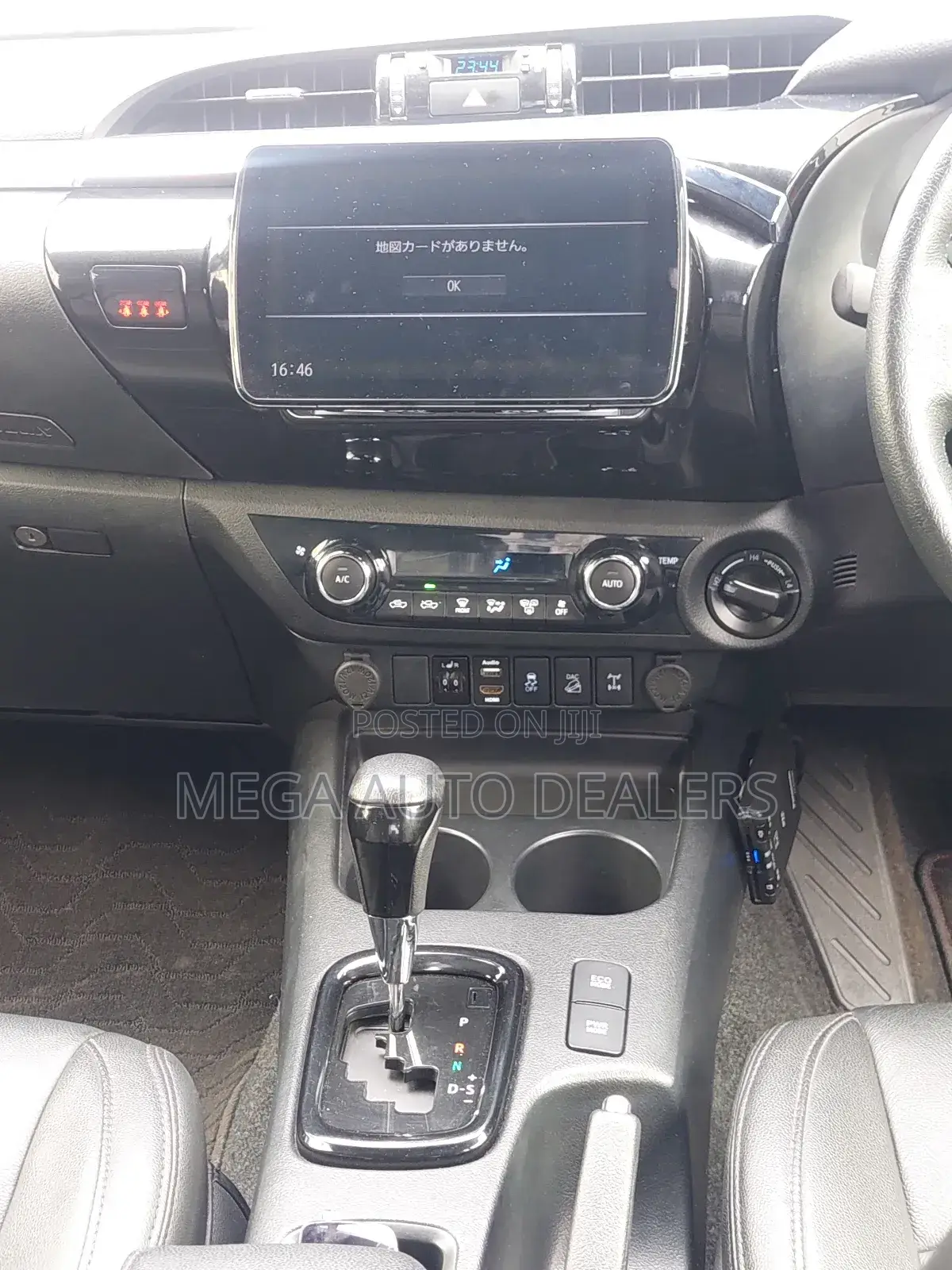 Toyota Hilux 2019 White
