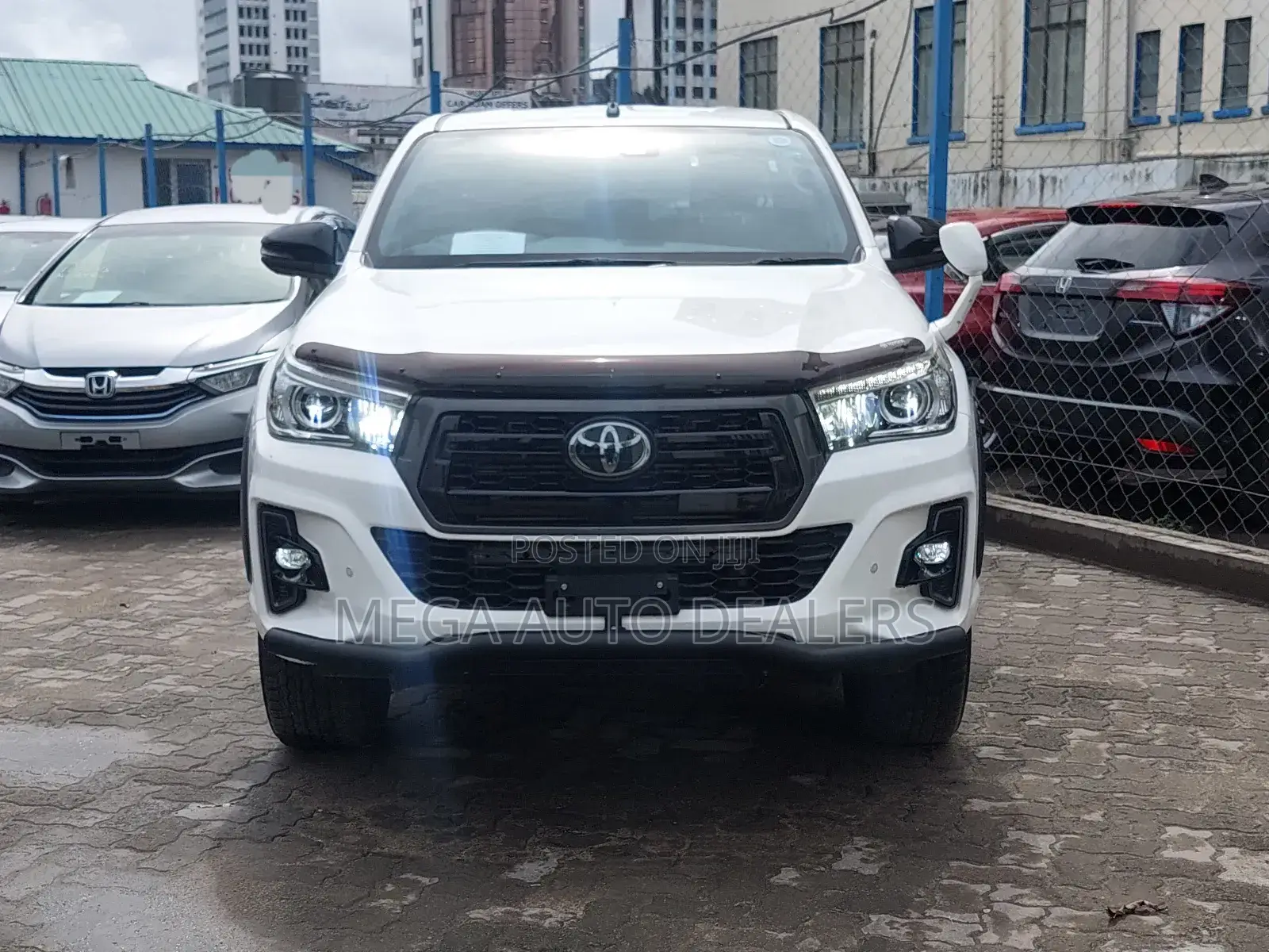 Toyota Hilux 2019 White