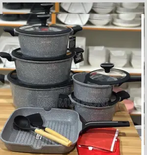 *16pcs UCC LIFE Cookware Set* Colours:*Grey and Pink.*
