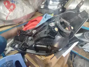 Vitz 2015 Headlight Koito 52-269