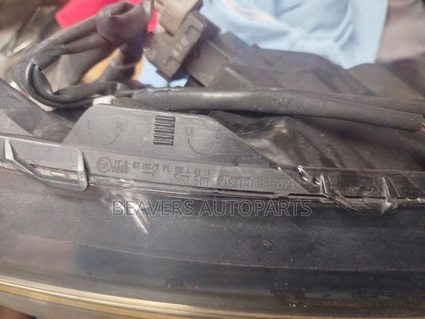 Vitz 2015 Headlight Koito 52-269 - thumbnail 3