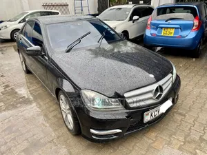 Black 2013 Mercedes-Benz C180 - Elegant Compact Car