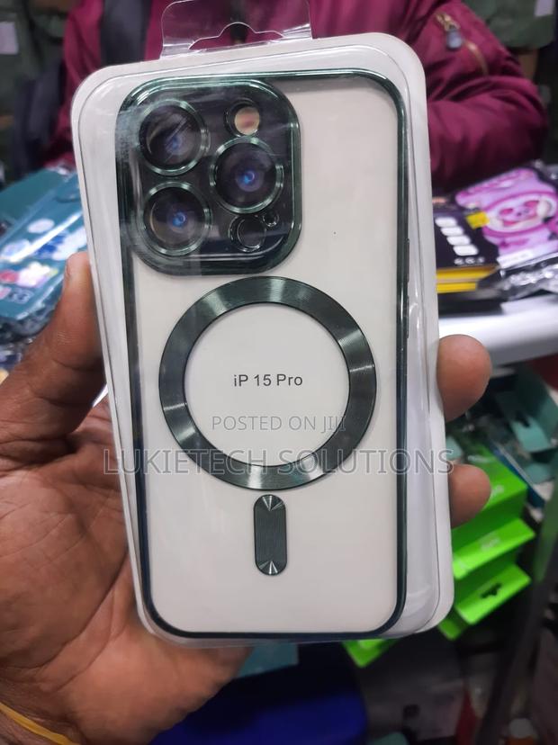 iPhone 15 Pro Classic Case - main view