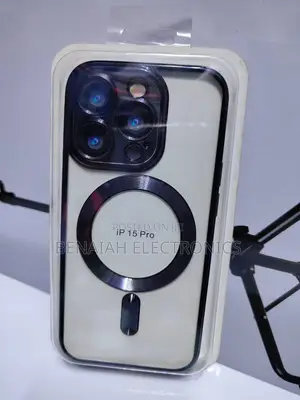 iPhone 15 Pro Stylish Cover