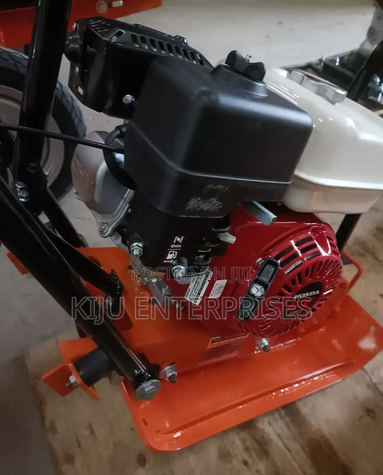 Plate Compactor-Honda Engine Petrol Powered