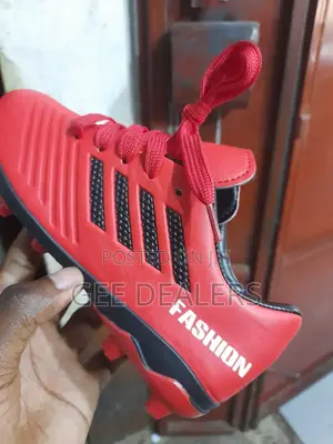 Kids Soccer Boots/Kids Football Boots Size 31-36