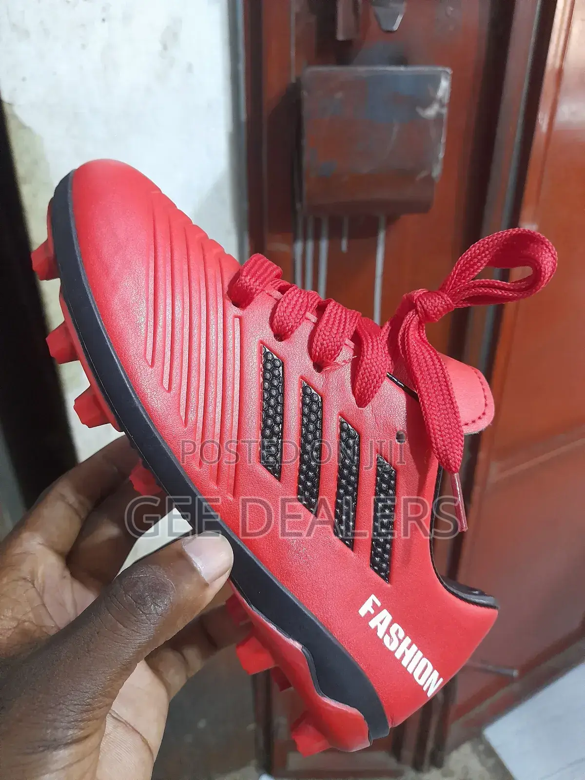 Kids Soccer Boots/Kids Football Boots Size 31-36