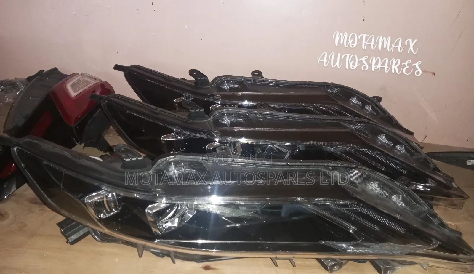 Toyota Harrier New Shape Headlight. Price Per Headlight