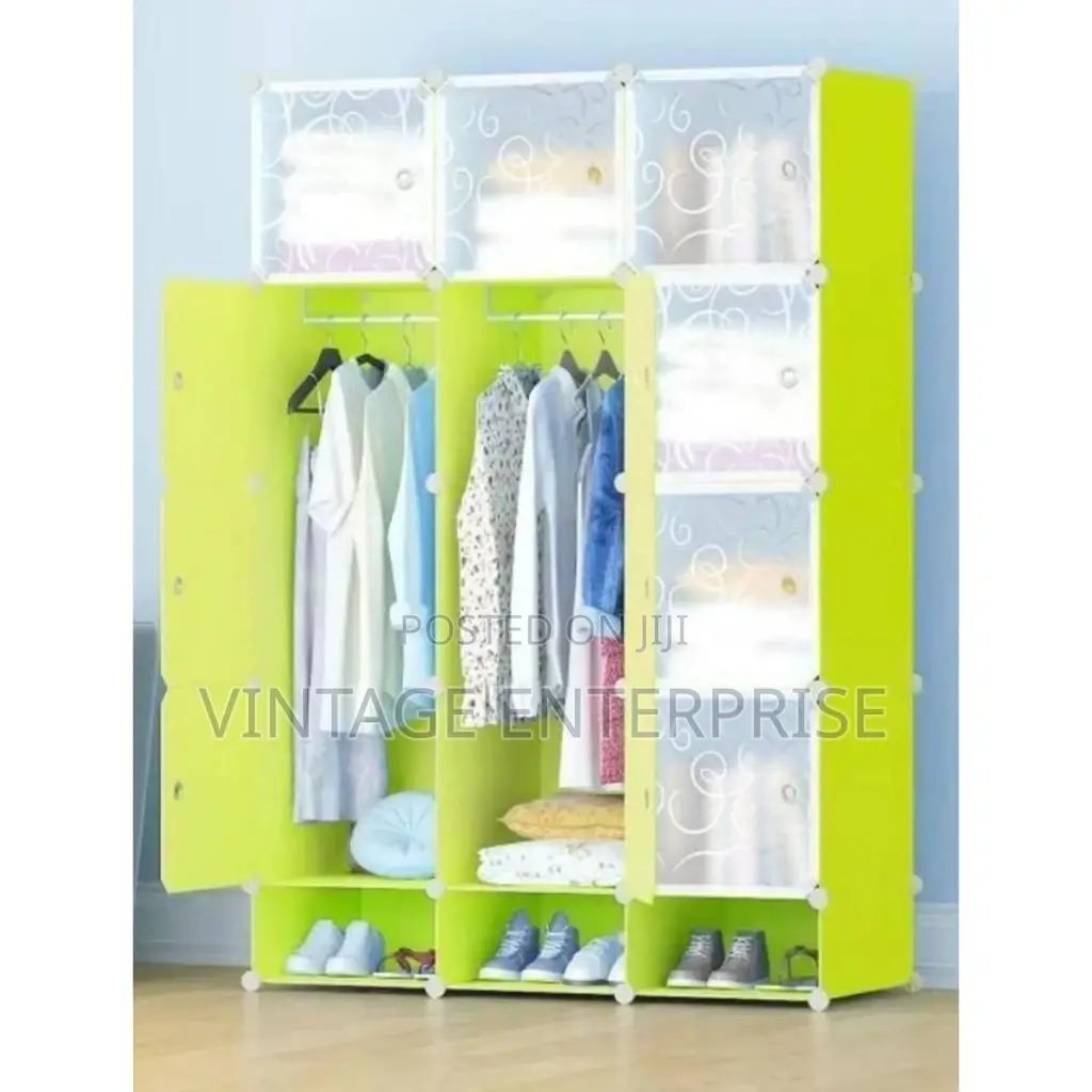3 Column Plastic Wardrobe, Plastic Wardrobe