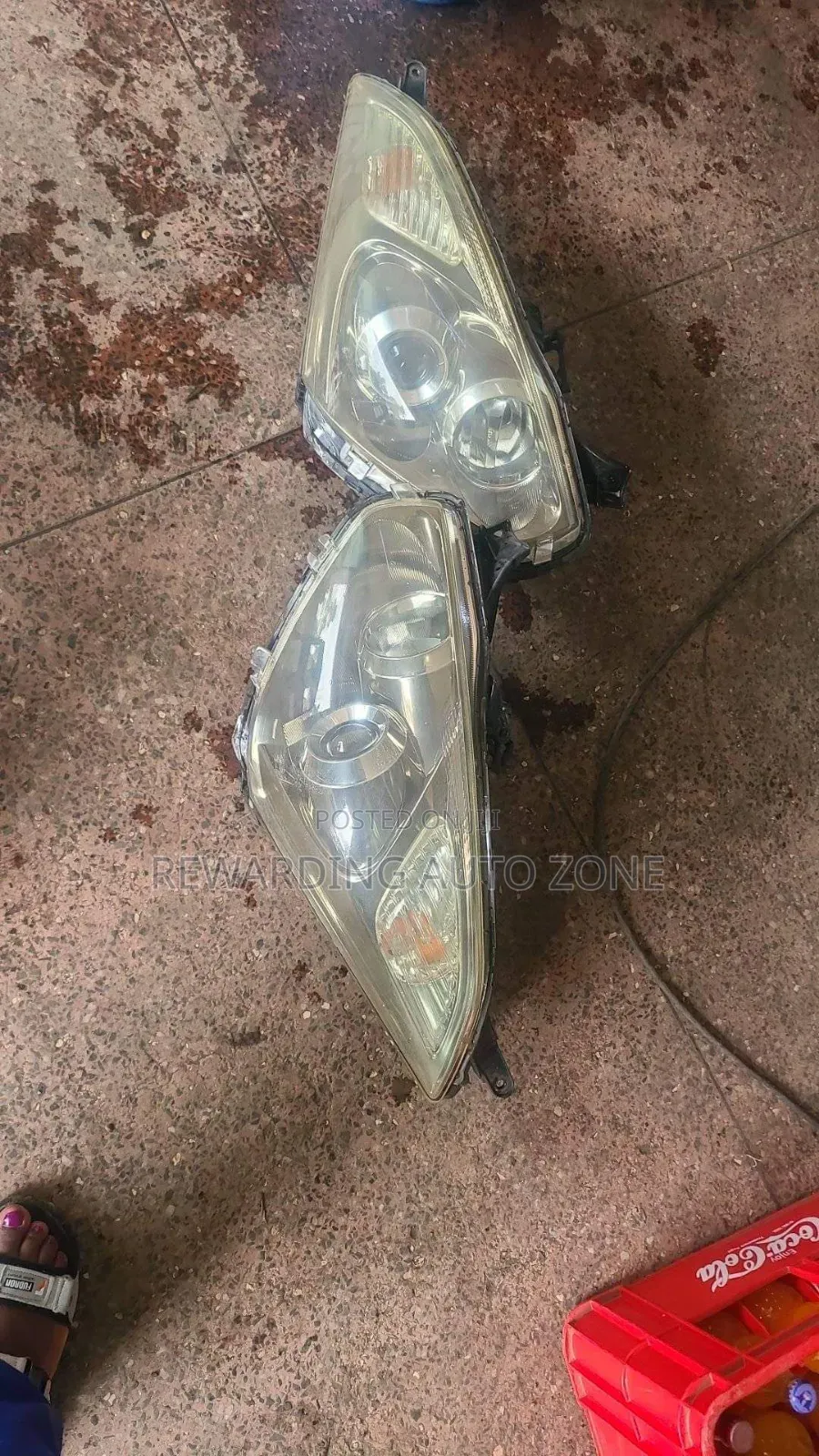 Wish 2006 Headlight Xenon.