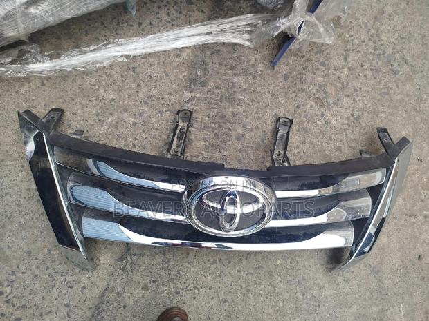 Fortuner 2015 Grill