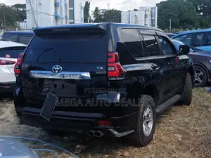 Toyota Land Cruiser Prado 2018