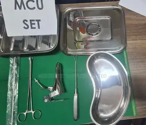 M C U Set .