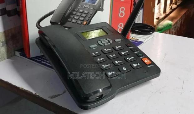 New GSM Office /Home DESKPHONE Deskphone ;''