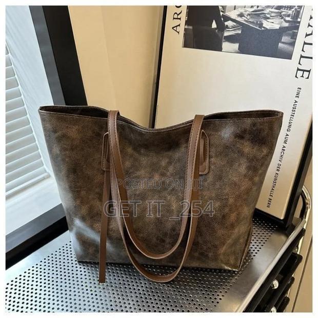 *Women's Chic Leather Handbags - thumbnail 4