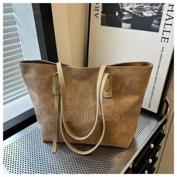 *Women's Chic Leather Handbags - thumbnail 5