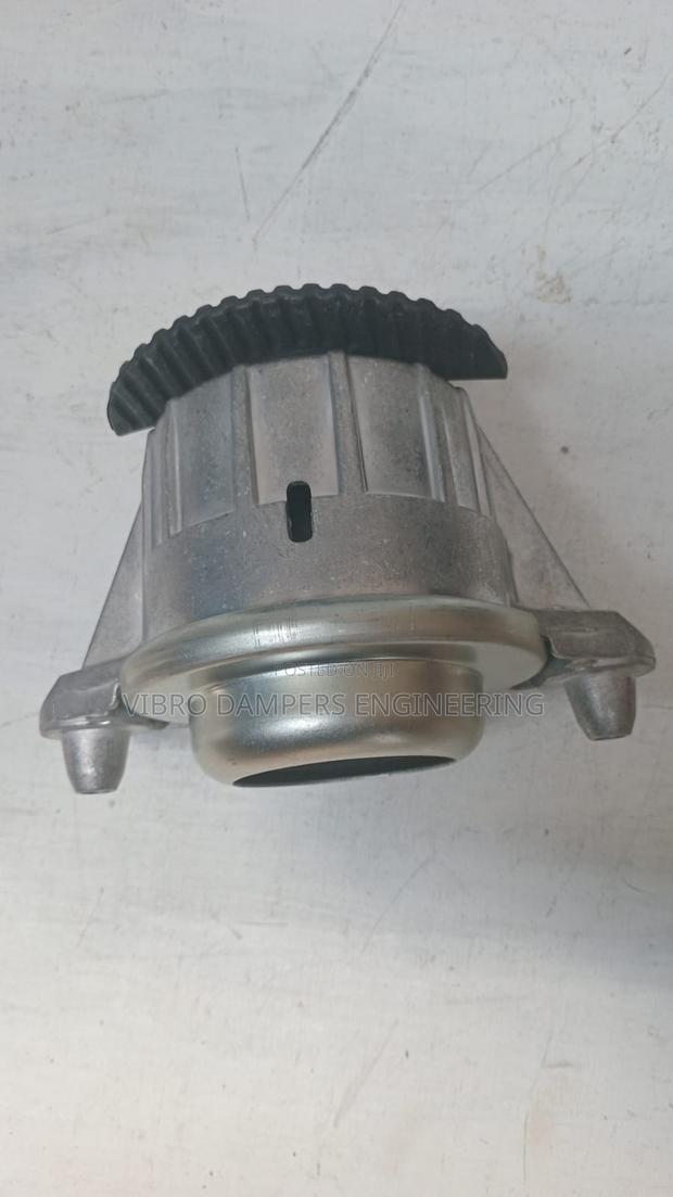 Mercedes W204 Front Engine Mounting