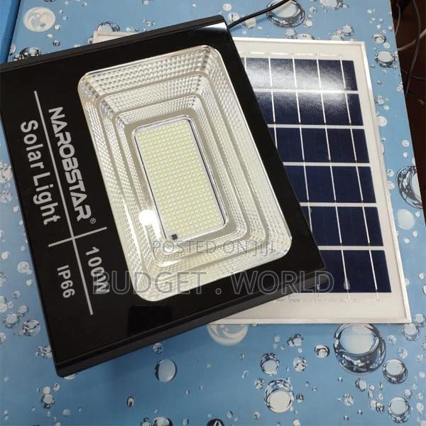 Outdoor Dusk to Dawn With Remote Control 100w Solar Light' - main view