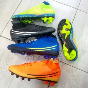 Ankle Boots >Football Boots >Soccer Boots