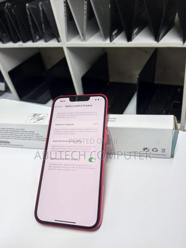 Apple iPhone 14 128 GB Red - thumbnail 4
