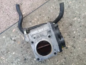 Nissan Tiida Throttle
