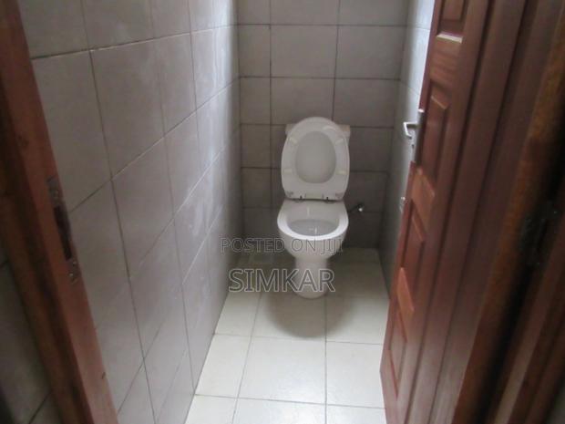 11,696 Sq Ft Warehouse to Let in Baba Dogo - thumbnail 18