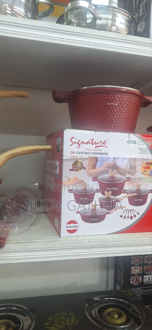 Heavy Cooking Pot - thumbnail 2
