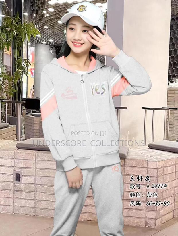 Executive Girls Tracksuit - thumbnail 3