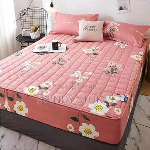 Quilted 4*6ft Mattress Protector - main view