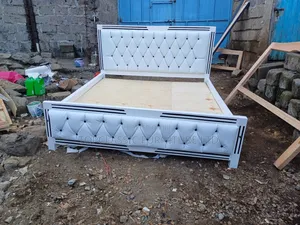 Bed 6x6 Hardwood Bluegham