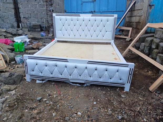 Bed 6x6 Hardwood Bluegham