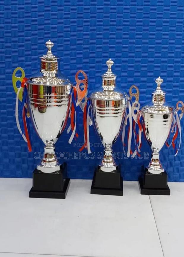Football Trophy - thumbnail 2