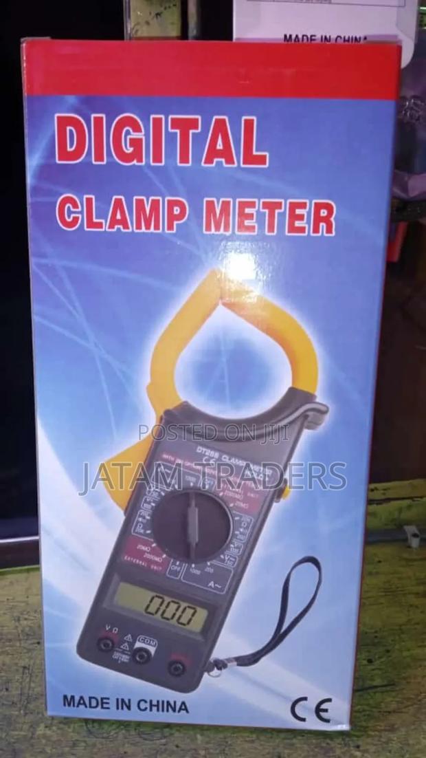 High Quality Digital Clamp Meter - main view
