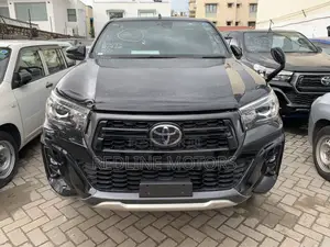 Toyota Hilux 2019 Black
