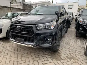 Toyota Hilux 2019 Black