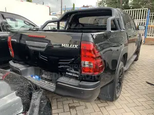 Toyota Hilux 2019 Black