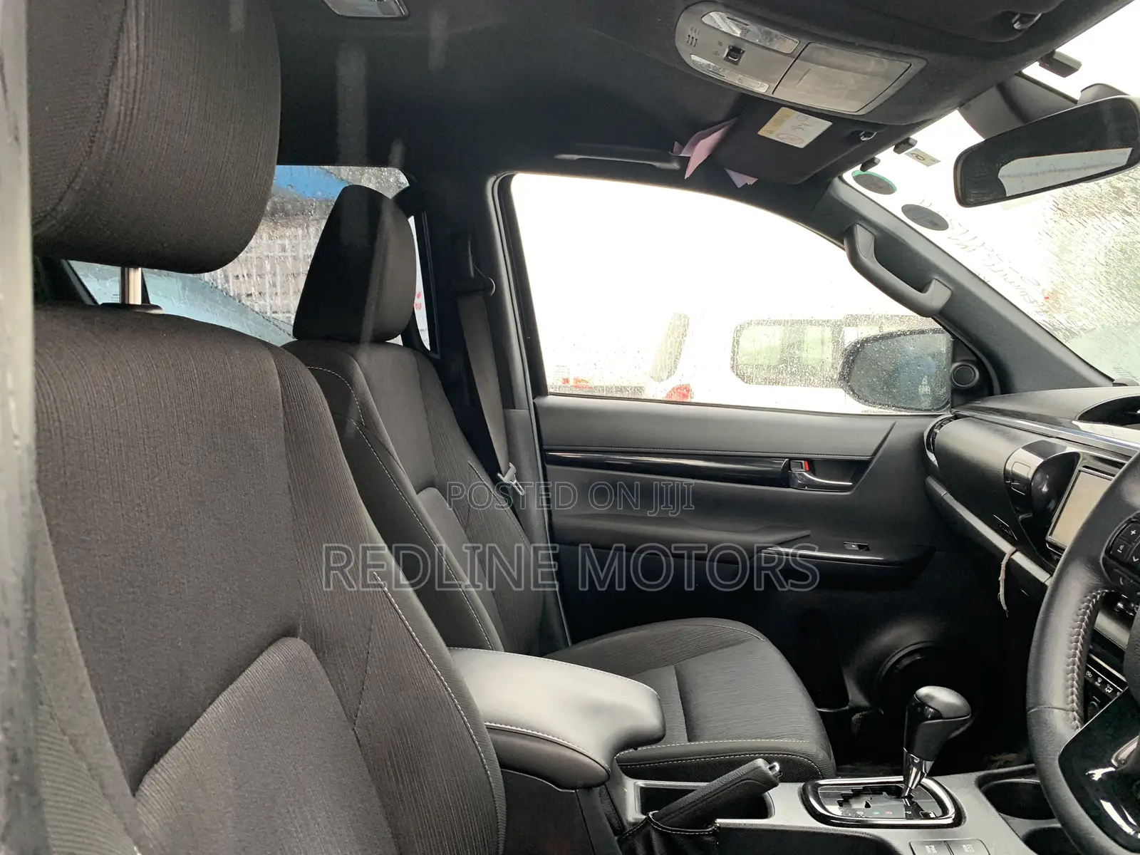 Toyota Hilux 2019 Black